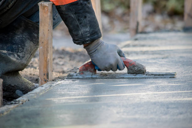 Best Custom Concrete Contractor  in Miamitown, OH